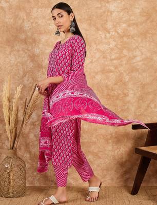Pink floral print cotton straight kurta pant with dupatta set 3