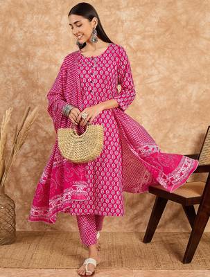 Pink floral print cotton straight kurta pant with dupatta set 4