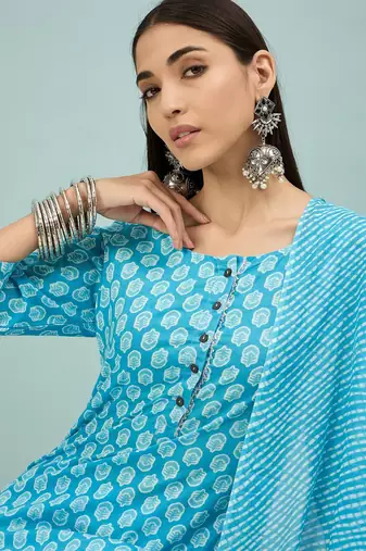 Sky blue floral print cotton straight kurta pant with dupatta set