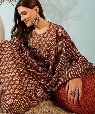 Chocolate floral print cotton straight kurta pant with dupatta set 3