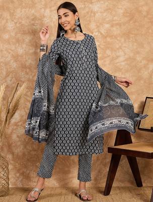 Grey floral print cotton straight kurta pant with dupatta set 1