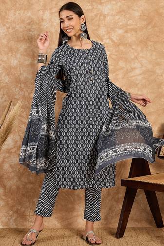 Grey floral print cotton straight kurta pant with dupatta set