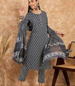 Grey floral print cotton straight kurta pant with dupatta set