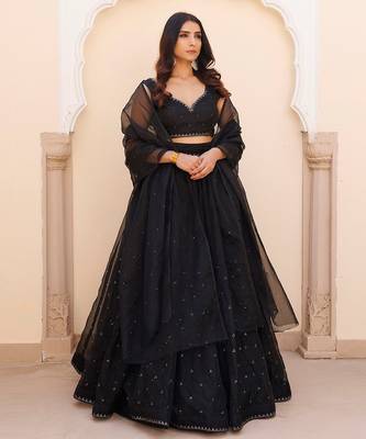Diamente Black Organza Lehenga Set 2