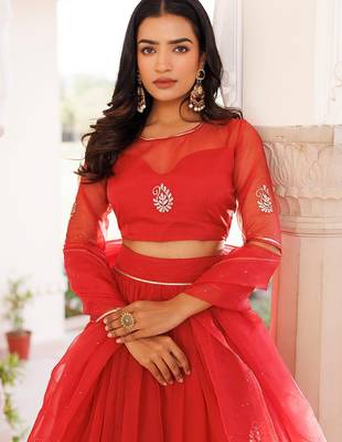 Savvy Red Mukaish Work Lehenga Set 4