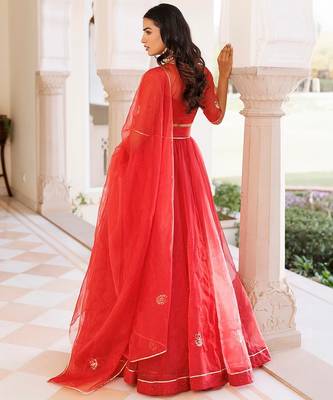 Savvy Red Mukaish Work Lehenga Set 5
