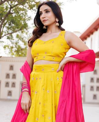 Nugget Gold Silk Lehenga Set 3