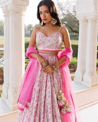 Mauve Chalk Pink Cotton Hand Printed Lehenga Set 3