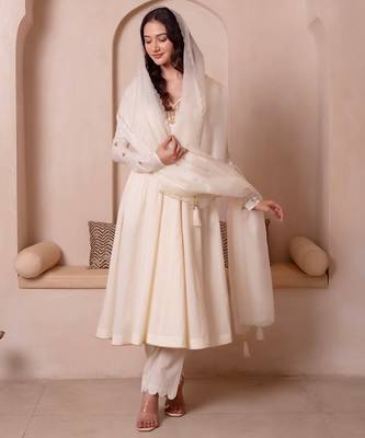 Cream white handwork cotton anarkali suit set 3