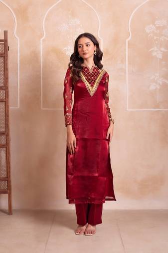 Maroon organza handwork kurta set