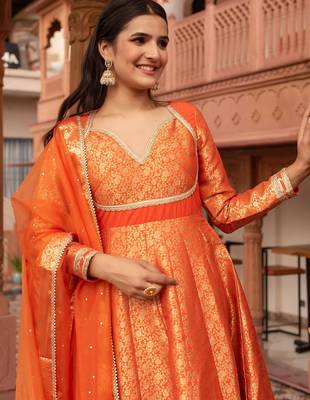 Orange jacquard gotapatti anarkali suit set 5