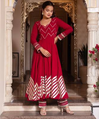 Rani maroon gotapatti anarkali suit set 4