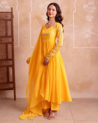 Yellow georgette gotapatti anarkali suit set 3