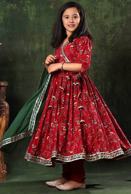 red floral cotton anarkali kurta set with dupatta 2