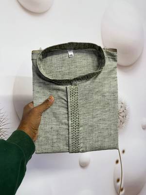 green linen men kurta pajama with minimal work 2