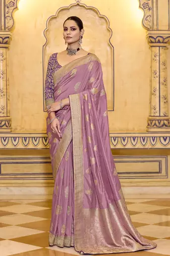 Onion pink crepe silk saree, beautifully crafted with rich zari weaving