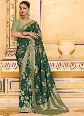 green crepe silk saree with rich zari weaving 1