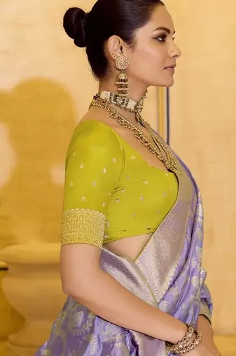 lavender crepe silk saree with rich zari weaving