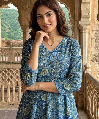 blue and green pure cotton a-line regular kurta set 4