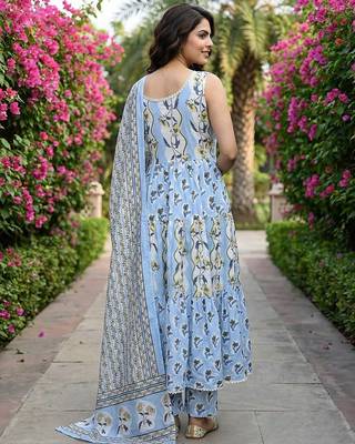 sky blue  and cream pure cotton anarkali gathered or pleated kurta set 3