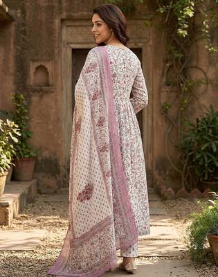 purple and white pure cotton anarkali gathered or pleated kurta set 3