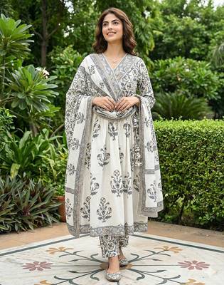 grey and off white pure cotton anarkali gathered or pleated kurta set 1