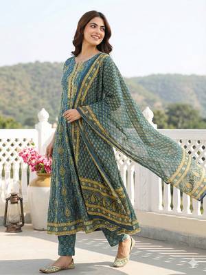 green and beige pure cotton anarkali regular kurta set 3