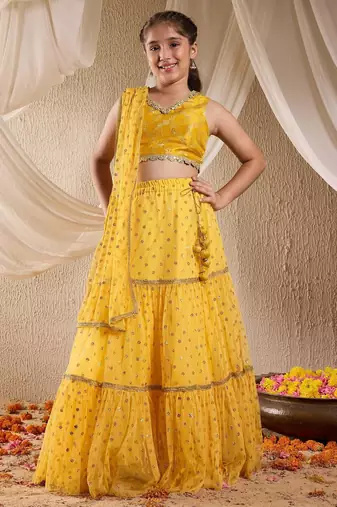 girls silk blend sleeveless v neck neck lehenga choli set with dupatta for girls (l-yellowmukaishwork)