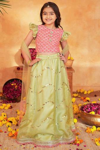 girls lehenga choli with dupatta set
