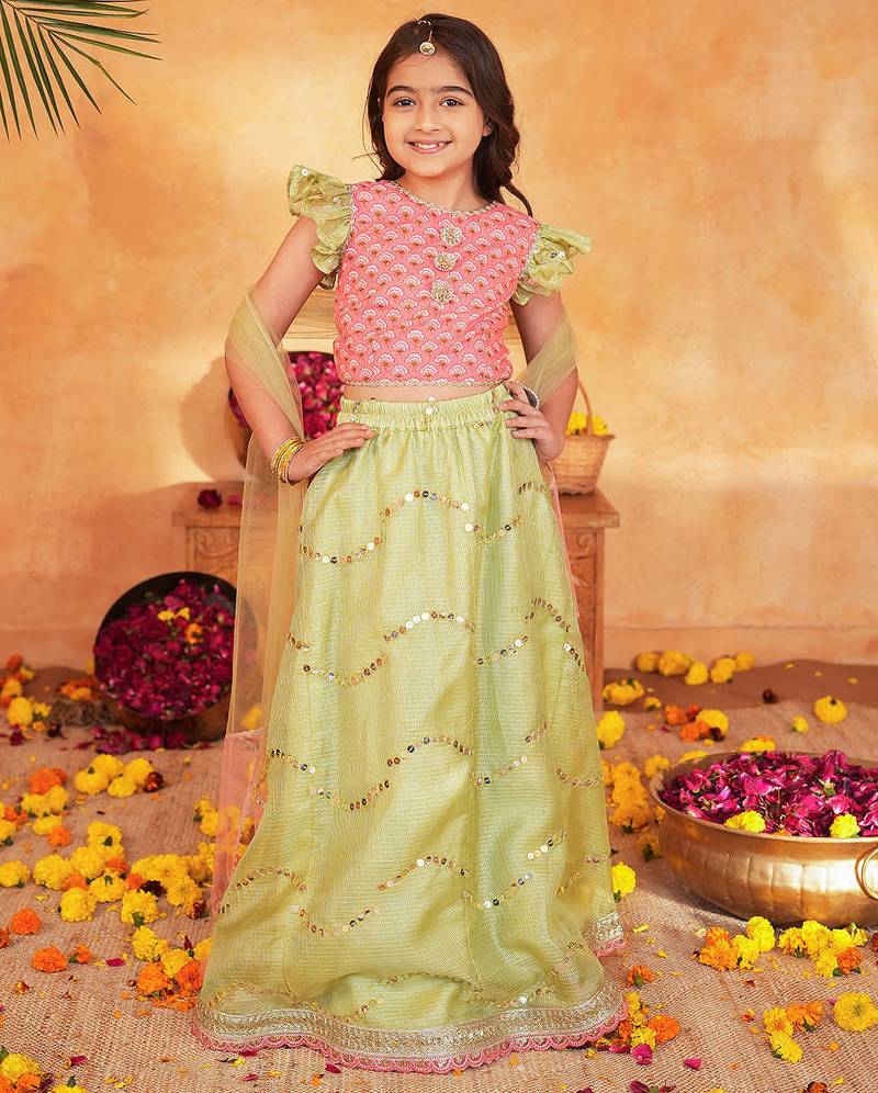 girls lehenga choli with dupatta set