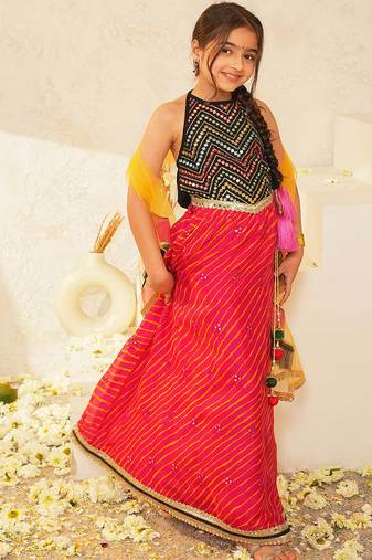 girls lehenga choli with dupatta set