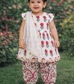 baby girls floral kurta set with dupatta (ing-whitebooti)