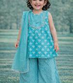 baby girl printed kurta palazzo with dupatta set (ing-bluekhaddi)
