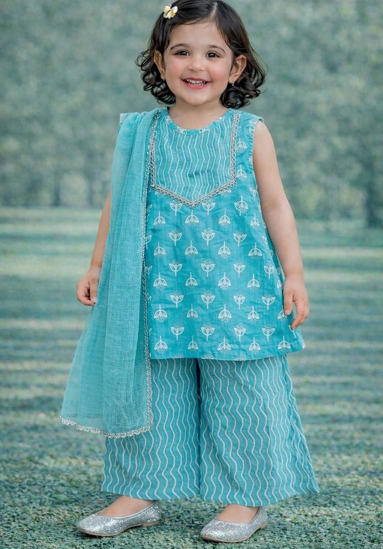 baby girl printed kurta palazzo with dupatta set (ing-bluekhaddi)