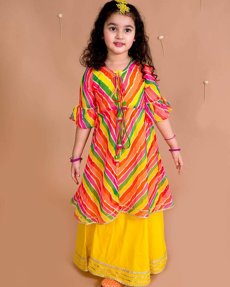 girls yellow & orange geometric printed bell sleeves kurta (iw-leheriyaggt)