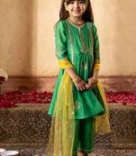3-piece green color chanderi kurta, payjama & dupatta set (ks25005701)