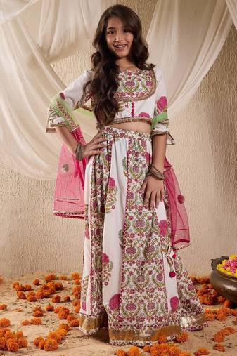 girls cotton 3/4th sleeves round neck gota pati embellished lehenga choli set with dupatta for girls (l-magjaalboota)