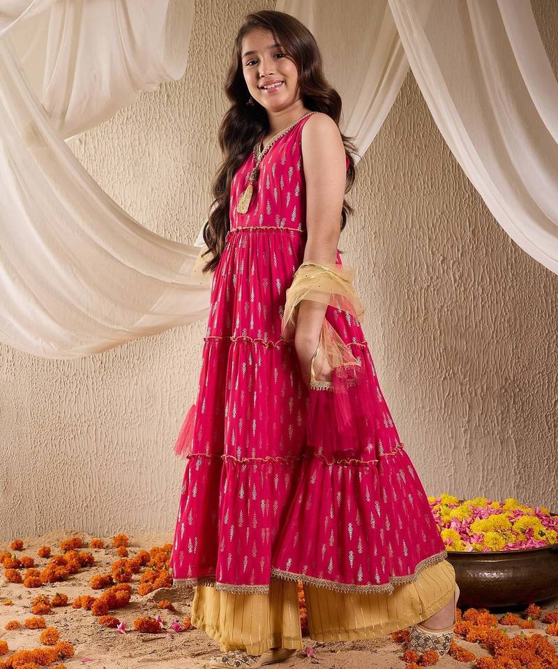 girls georgette sleeveless v neck neck gota pati embellished lehenga choli set with dupatta for girls (ks-ranifoil)