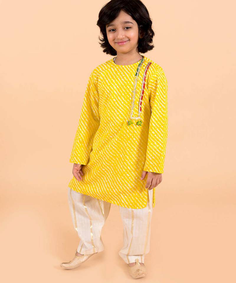 Boys yellow bandhani angrakha pure cotton kurta with patiala (kp-yellowlurex)
