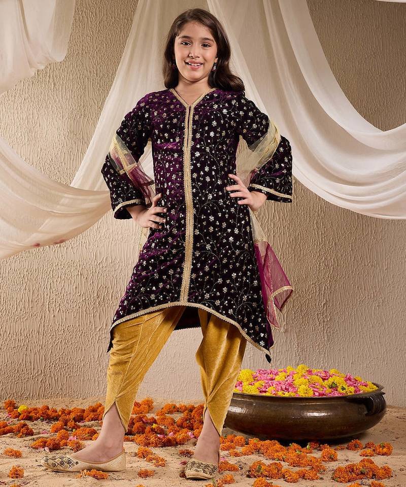girls floral embroidered velvet kurta with dhoti pants & dupatta (dh-purplevelvet)