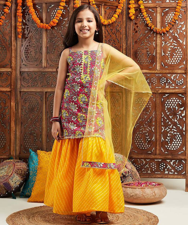 girls floral printed regular gotta patti kurta with sharara & dupatta (sha-magwhitefloral)