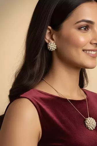 Gold gold plated stainless steel jewellery set