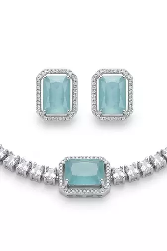 American diamond choker jewellery set - ideal for fashionable women's statement