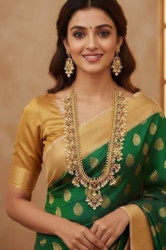 Gold gold plated stainless steel jewellery set