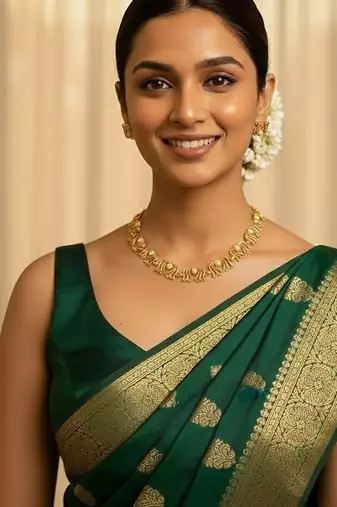 Gold gold plated stainless steel jewellery set