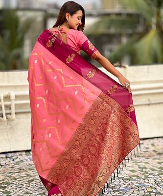 pink soft silk saree with zari work 2