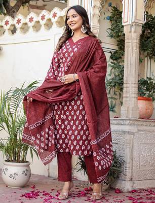 Maroon floral block print cotton straight kurta set with dupatta 3