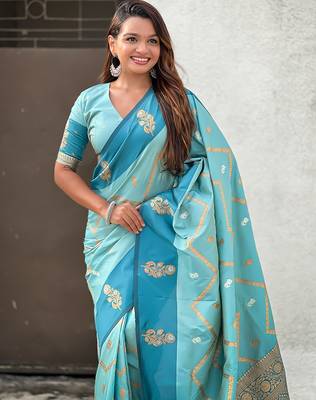 blue soft silk saree with zari work 5