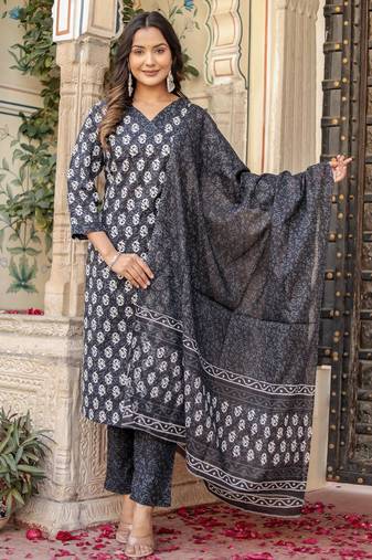 Black floral block print cotton straight kurta set with dupatta
