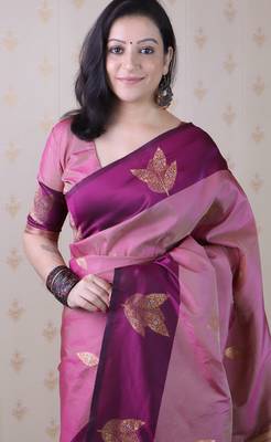 mauve soft silk saree with zari woven work 5